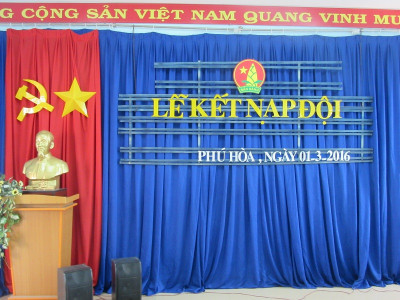 Lễ kết nạp Đội viên Năm học 2015- 2016