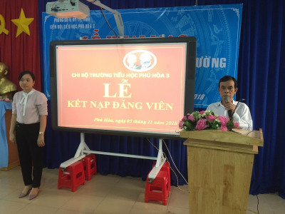 Lễ kết nạp Đảng viên mới