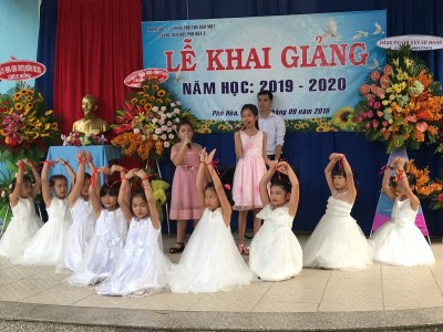 Khai giảng năm học mới 2019- 2020