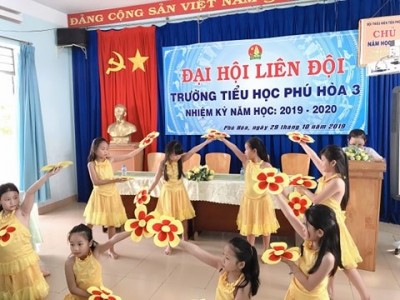 Đại hội Liên đội trường Tiểu học Phú Hòa 3 nhiệm kỳ 2019 - 2020