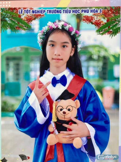 Kỳ thi tuyển sinh lớp 6 tạo nguồn vào trường Chu Văn An, em Hải Trinh vượt qua 165 học sinh giỏi khác trong toàn thành phố Thủ Dầu Một để đạt danh hiệu thủ khoa