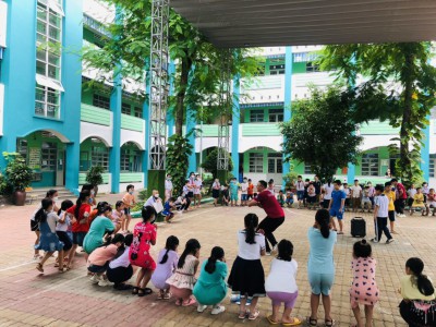 Trải nghiệm học hè cùng các em học sinh tại trường Tiểu học Phú Hòa 3