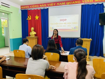 Trường Tiểu học Phú Hòa 3 tổ chức họp Cha mẹ học sinh đầu năm học 2022-2023