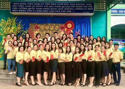 Trường Tiểu học Phú Hòa 3 "Hái lộc đầu xuân"