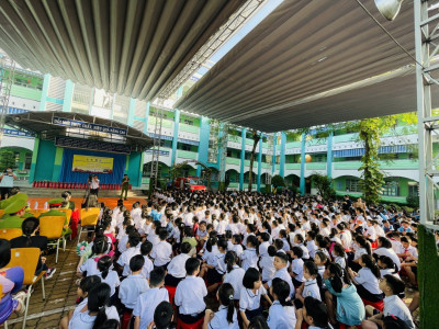 Trường Tiểu học Phú Hòa 3 hưởng ứng " Ngày toàn dân PCCC" và " Ngày Pháp luật nước CHXHCN Việt Nam"