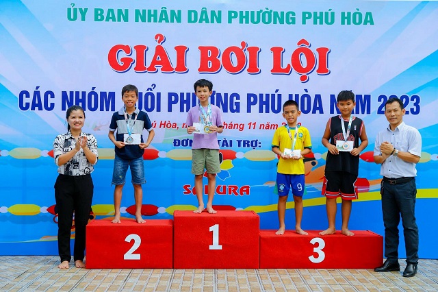 bơi 2